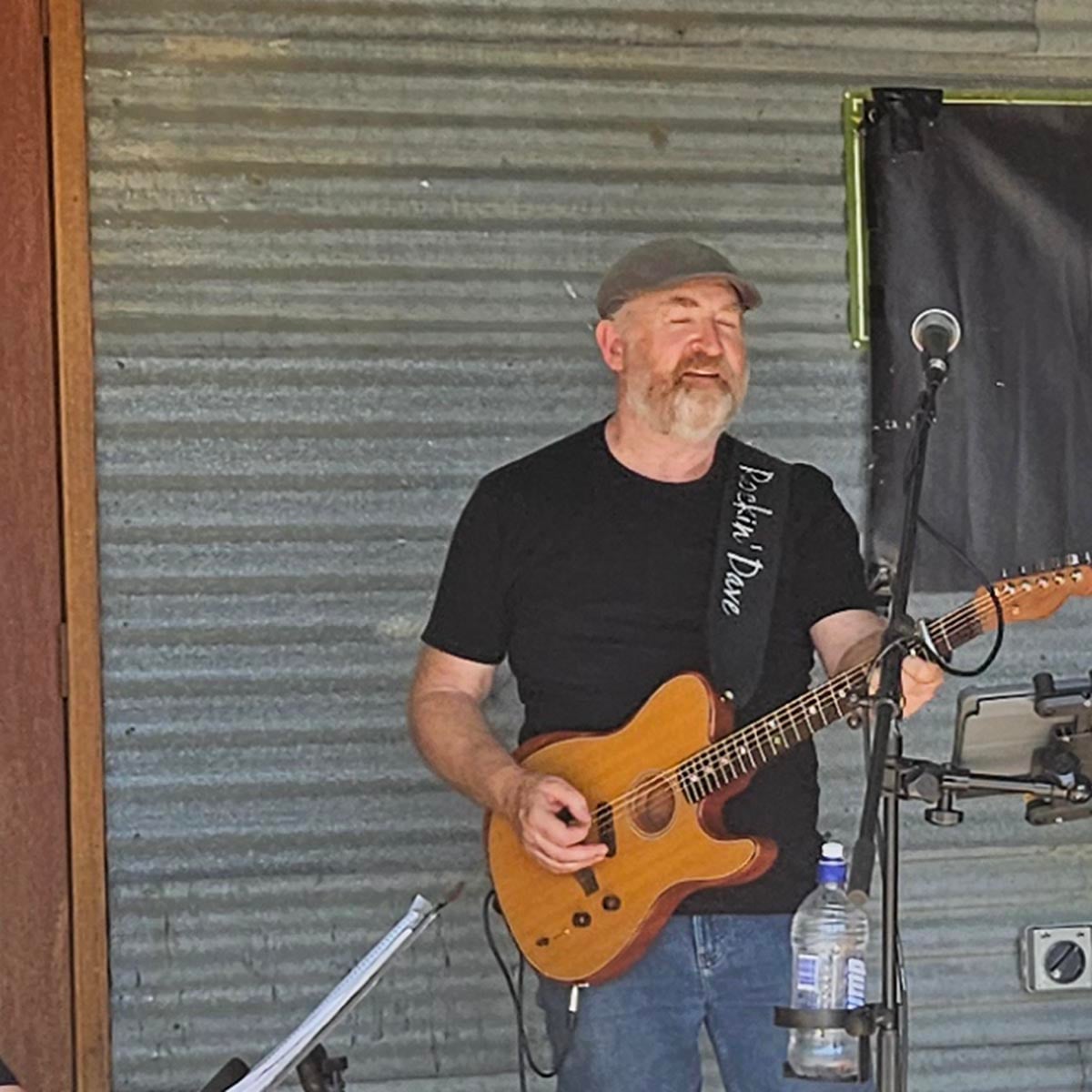 Live in Pomonal: Dave Nicholson
